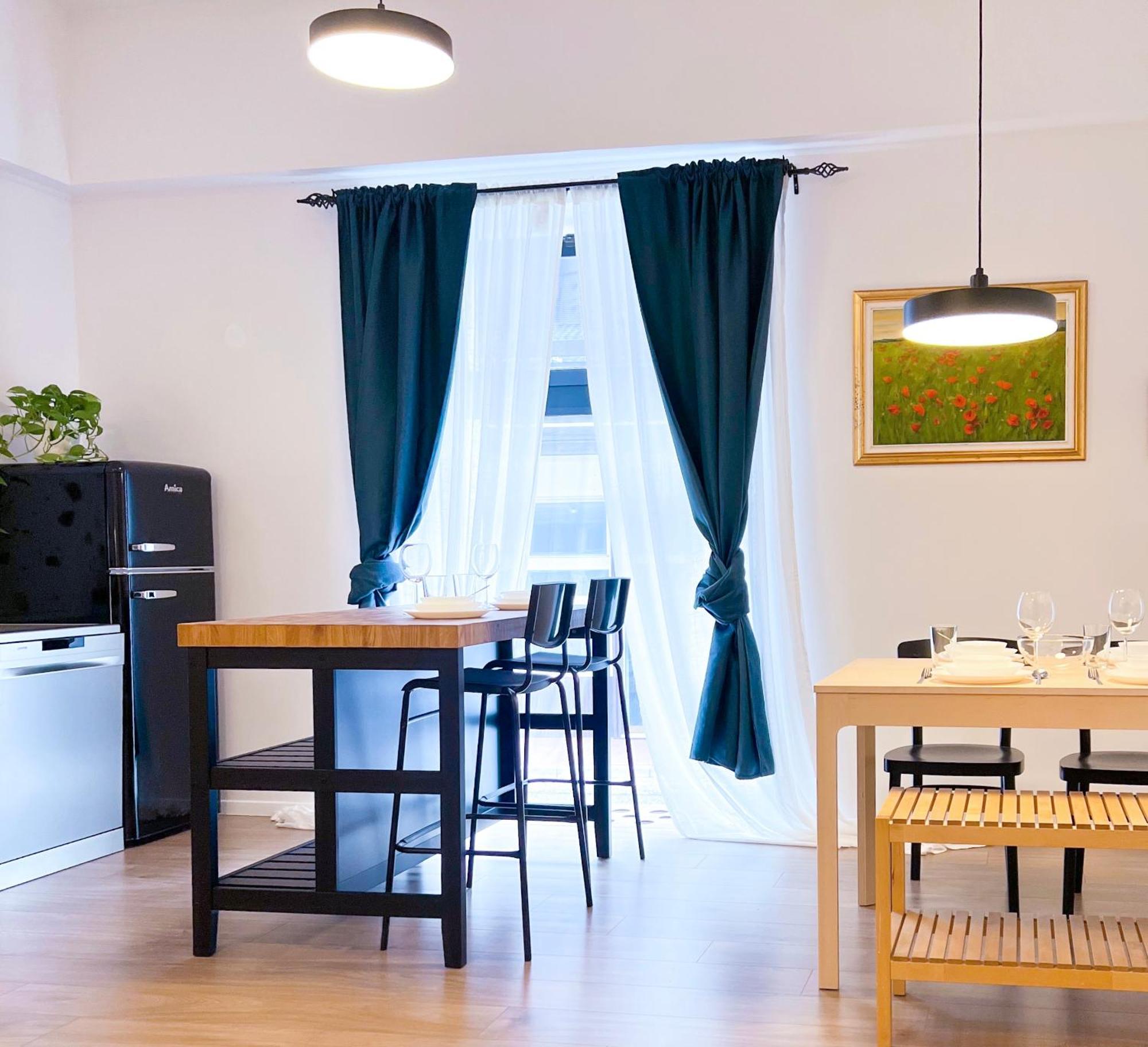 Aumetz Square Apartment Idrija Exteriör bild