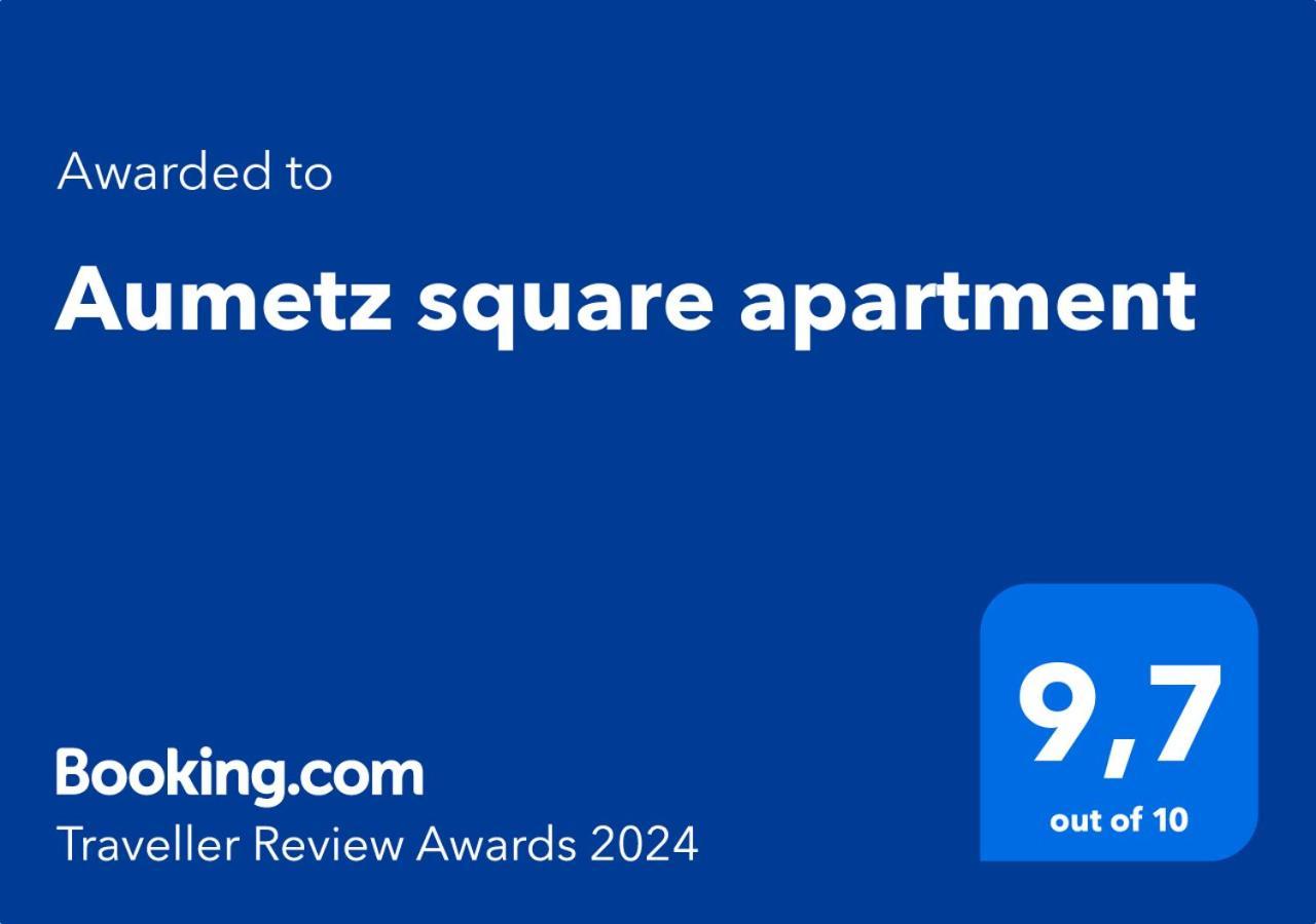 Aumetz Square Apartment Idrija Exteriör bild